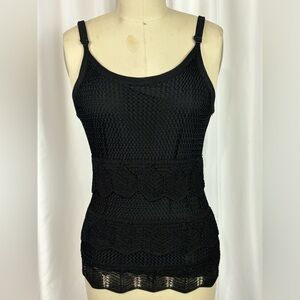 White House Black Market Crochet Ruffle Tiered Sweater Tank Top Small Medium